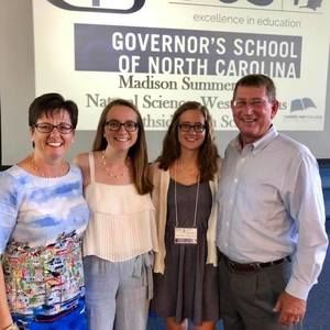 Meet your Posher, Donna